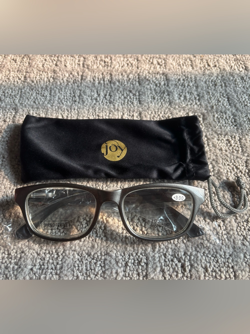 Reading Glasses Gray +3.00 Strength